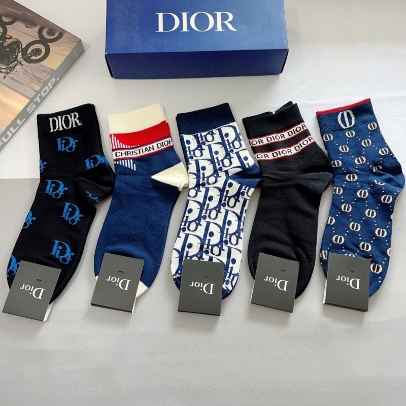 DIOR